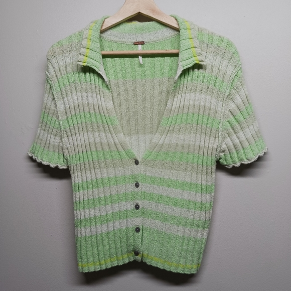 Free People Tops - Free People Crop Top Women Sze L Green Stretch Ribbed Short Sleeve Sporty Casual